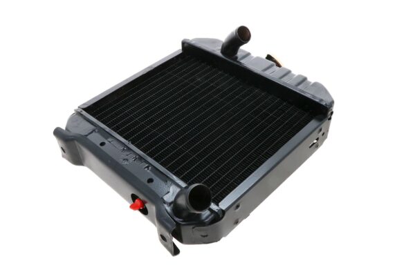 Radiateur Kubota B6001, B7001, B7100, B6100 – Image 2