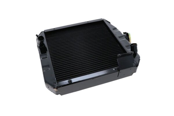 Radiateur Yanmar YM1601, YM1602, YM1610, YM1702, YM1720, YM1802, YM1810, YM1820, YM2002, YMG1800, YMG2000 – Image 2