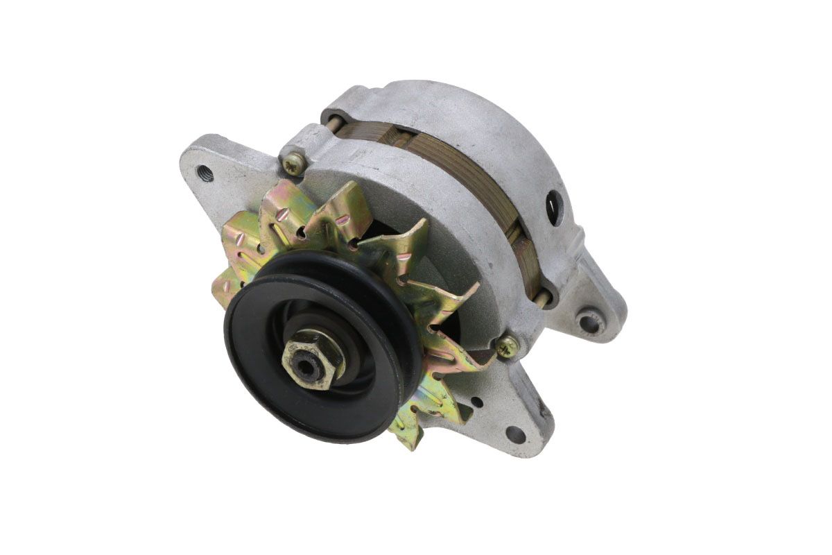 Alternateur Kubota L-serie, M-serie, GV-serie, Shibaura, Ford / New Holland, Yanmar Marine, Toyota, Ransomes, Thomas,