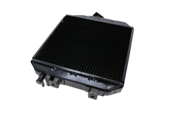 Radiateur Kubota Bulltra B1-14, B1-15, B1-16, B1-17, B40 – Image 3