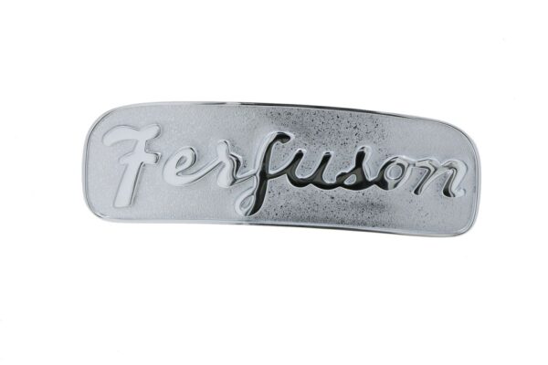 Emblême haut de calandre Massey Ferguson 35 Petrol, FE35